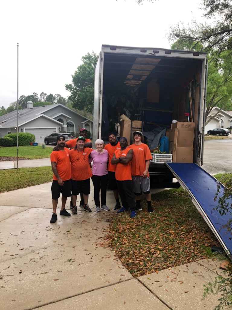 Photo by Kelli Mallory of Gator Moving and Storage - Large