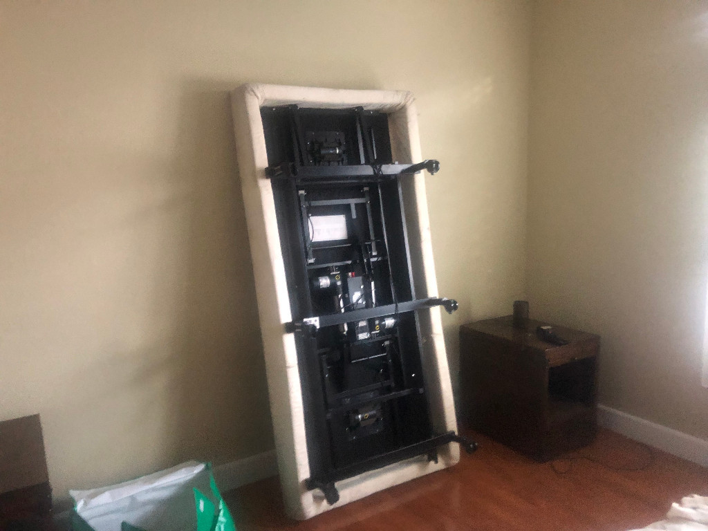 Second photo by Glenn Schroeder of NorthWest Relocation - Large