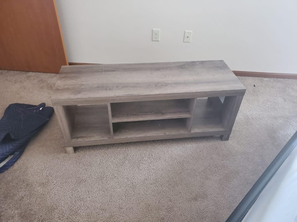 Second photo by Lisa Millan of Brooklyn Moving  - Large