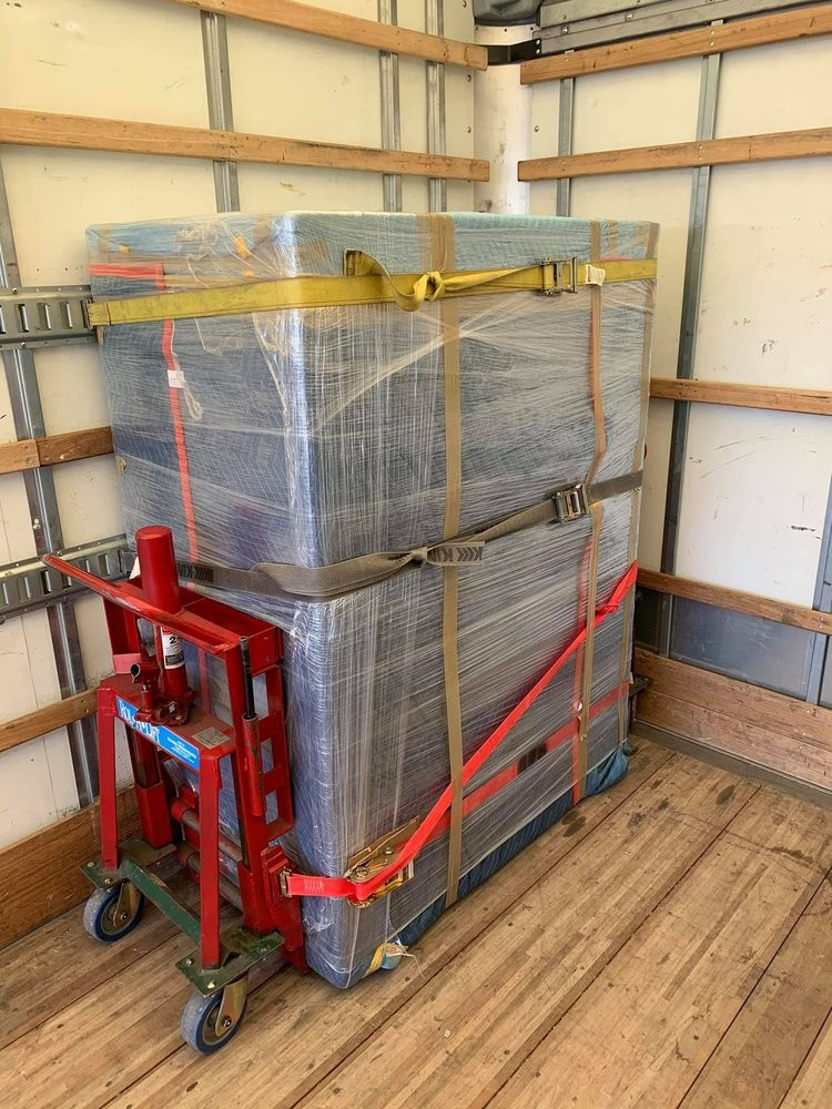 Photo by Alexandra Hammond of Northern Moving Systems - Large