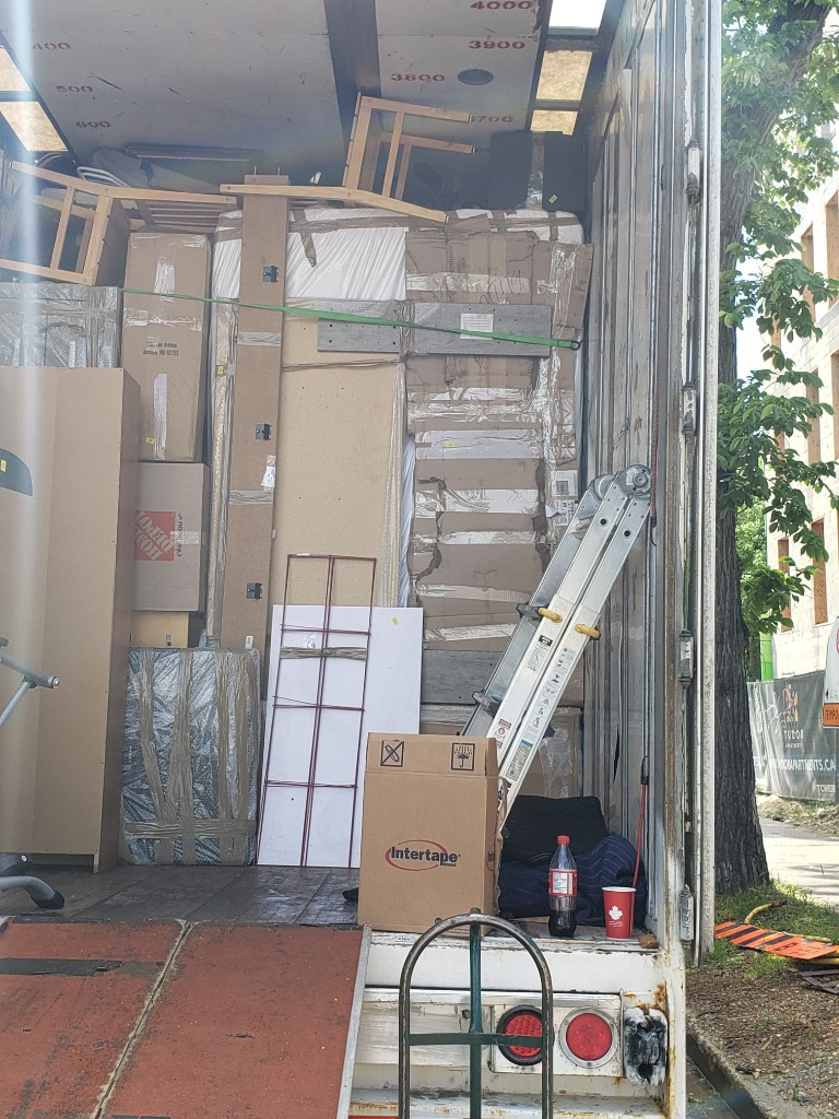 Photo by Jennifer Will of Alliance Van Lines inc. - Large