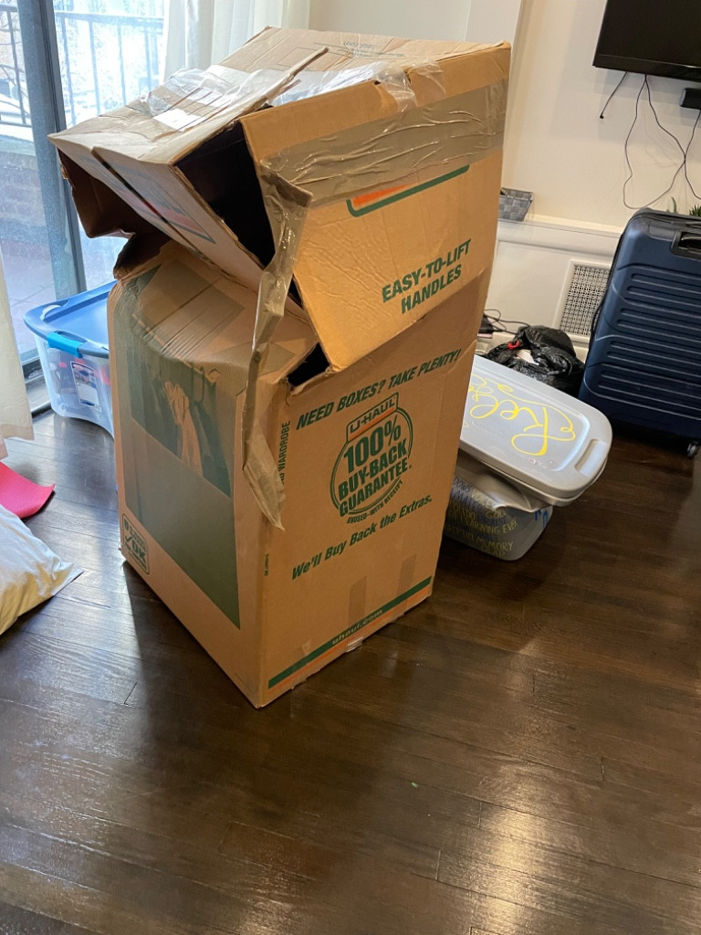 Second photo by Terri Hilt of Right A-Way Movers - Large