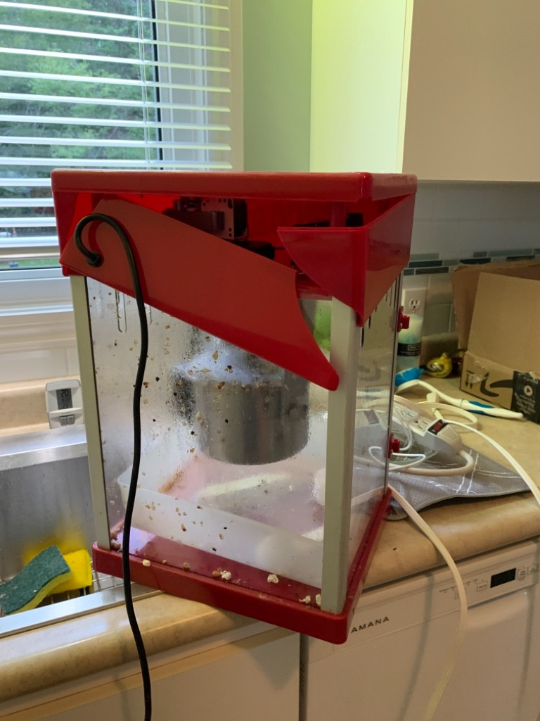 Second photo by Dottie Laurie of Canadian Moving Systems - Large