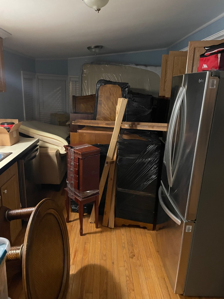 Second photo by Ralph Winningham of Two Man Moving LLC - Large