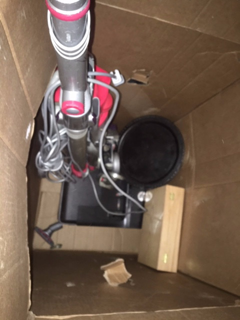 Second photo by Kevin Haynes of Dumbo Moving and Storage - Large