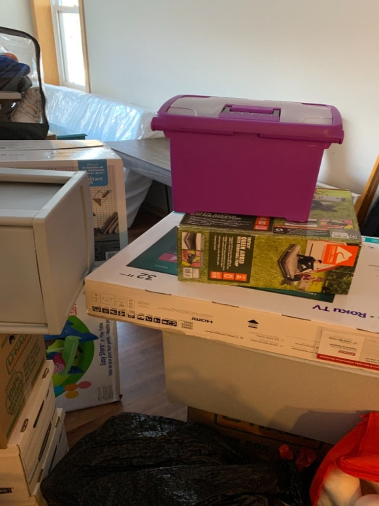 Second photo by Edairra Mccalister of USA Family Moving - Large