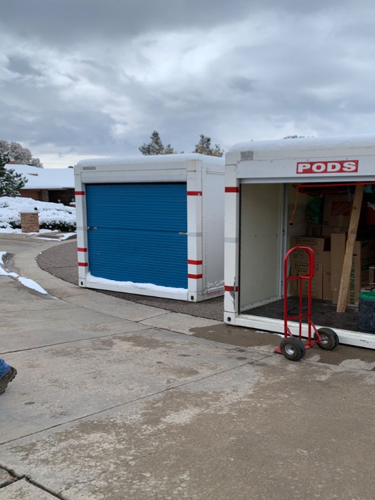 Second photo by Randi Stone of Joe's Moving - Large