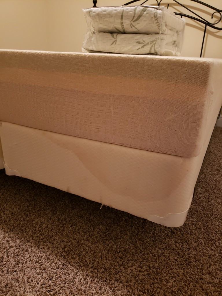 Photo by Bessie Kealy of Moving Express and Storage - Large