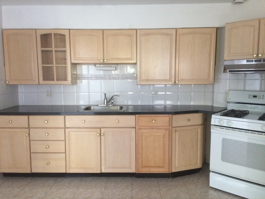 Photo by Gourmett Kosher Deli of Jada Moving and Transport - Large