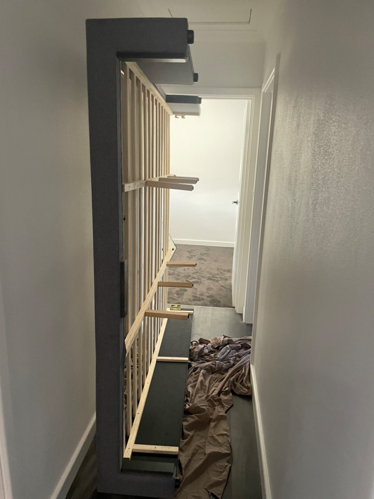 Second photo by Rebecca Valente of Universal Movers AU - Large