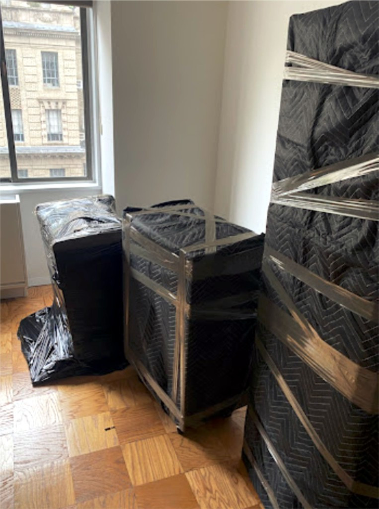 Photo by Alicia Lopez of Diamond Relocation  - Large