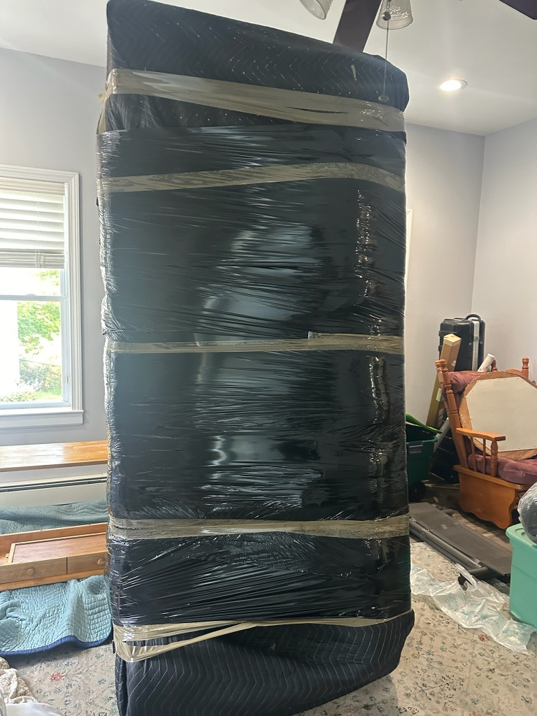 Photo by Kendry Rodriguez of Amex Moving & Storage LLC - Large