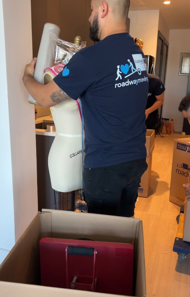 Second photo by Van Tran of Roadway Moving - Large