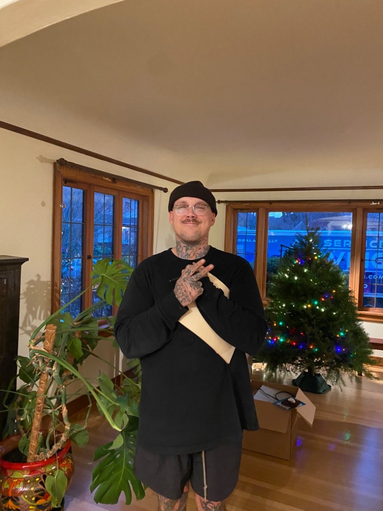 Photo by Jasmin Kahn of All Service Moving - Large