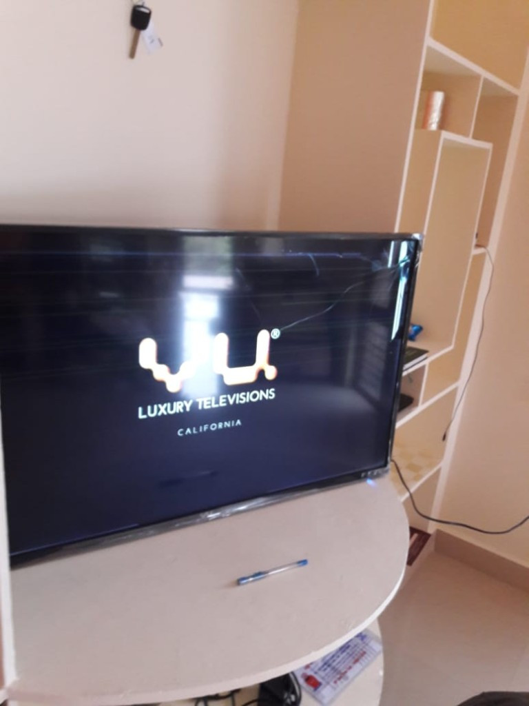 Second photo by Pavan Kumar T of Glovve - Large