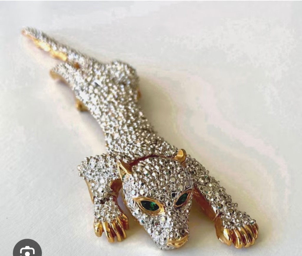 Photo by Francesca Scardino of SDC International Shipping - Large