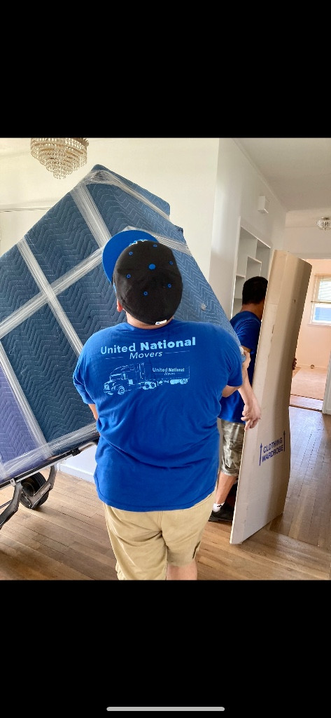 Photo by Lynn Menzies of Safe Ship Moving Services - Large