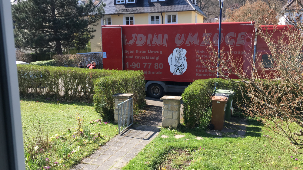 Photo by C Apel of Hajdini Umzüge - Large