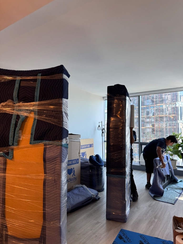 Photo by Chasity Castro of Roadway Moving - Large