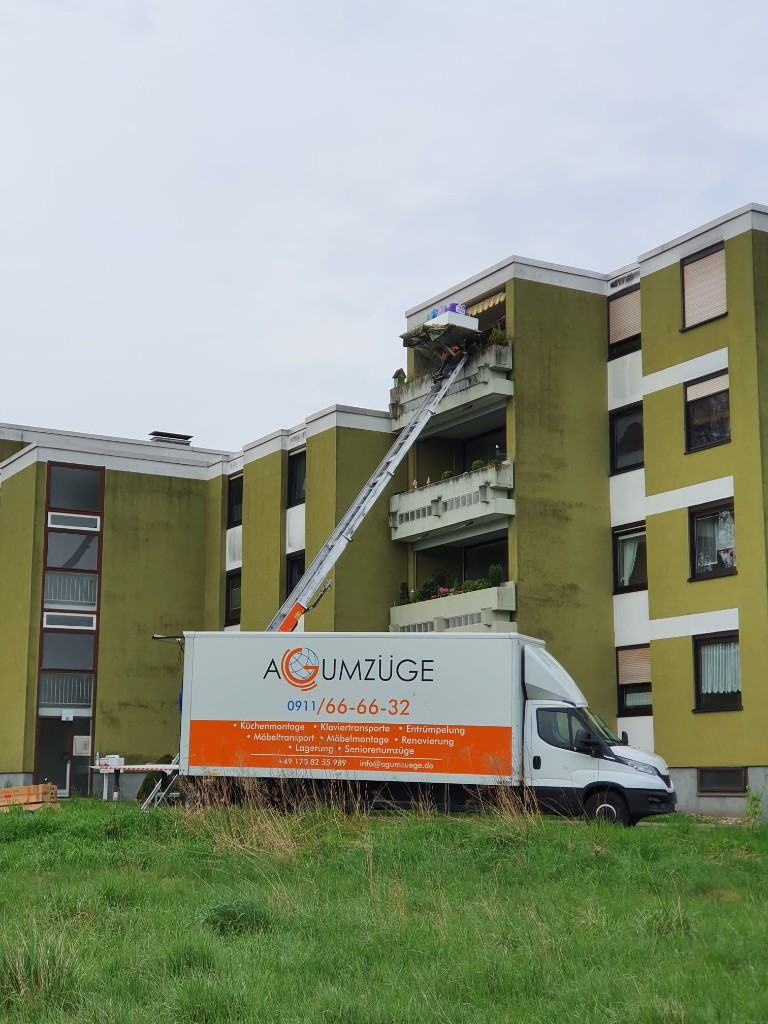 Photo by Jasmin Frust of AG Umzüge - Large