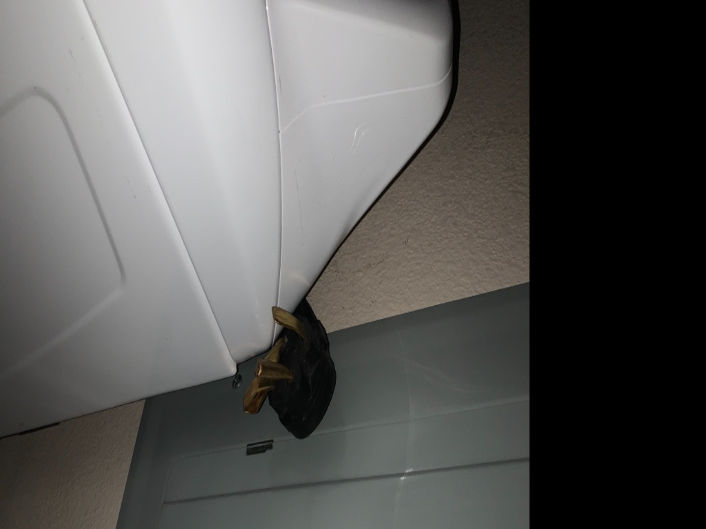 Second photo by Domonique Bradford of Youngstars Moving & Delivery - Large