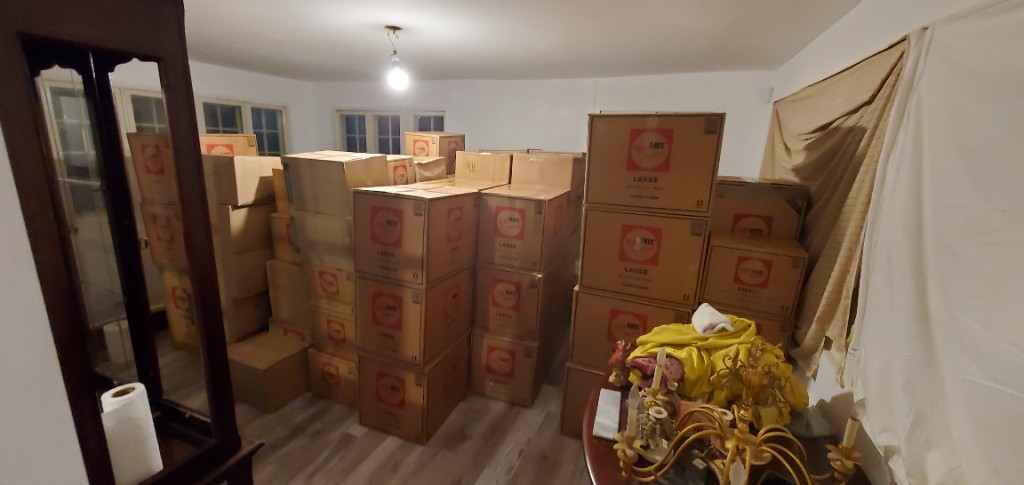 Photo by Sebastian S Cocioba of FlatRate Moving - Large