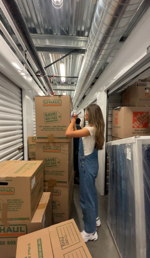 Photo by Ashley Hetherington of Roadway Moving - Large