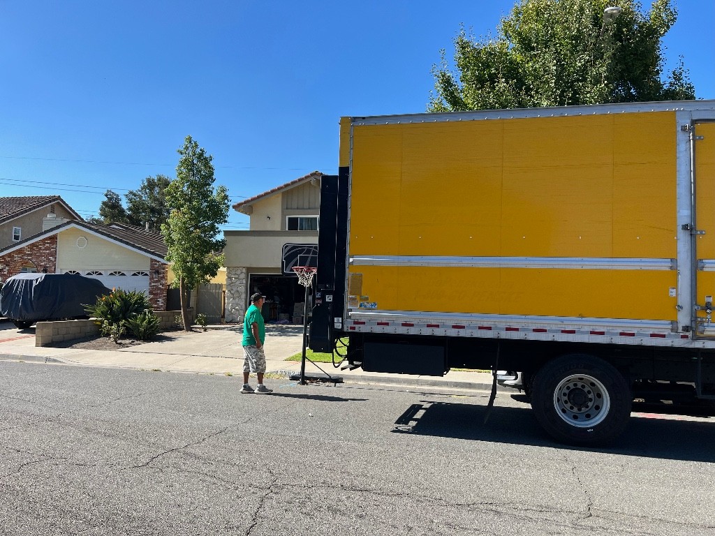 Second photo by Yuval Urban of Sunstate Moving Company - Large