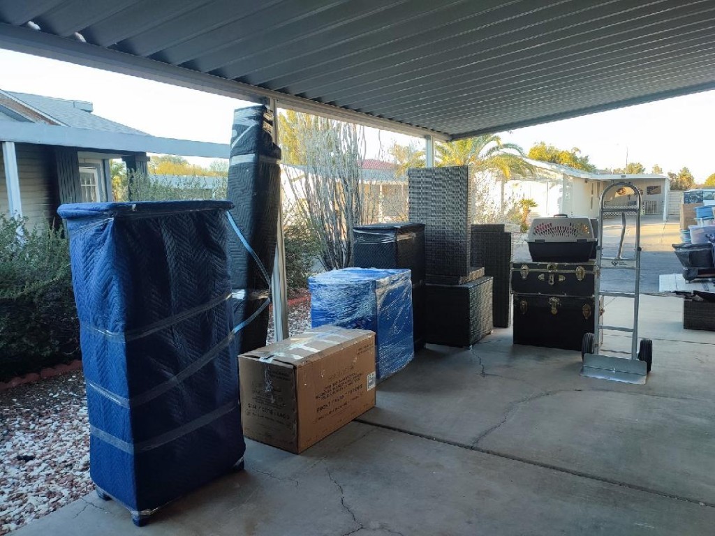 Second photo by Andrea Pewsey of Safe Ship Moving Services - Large