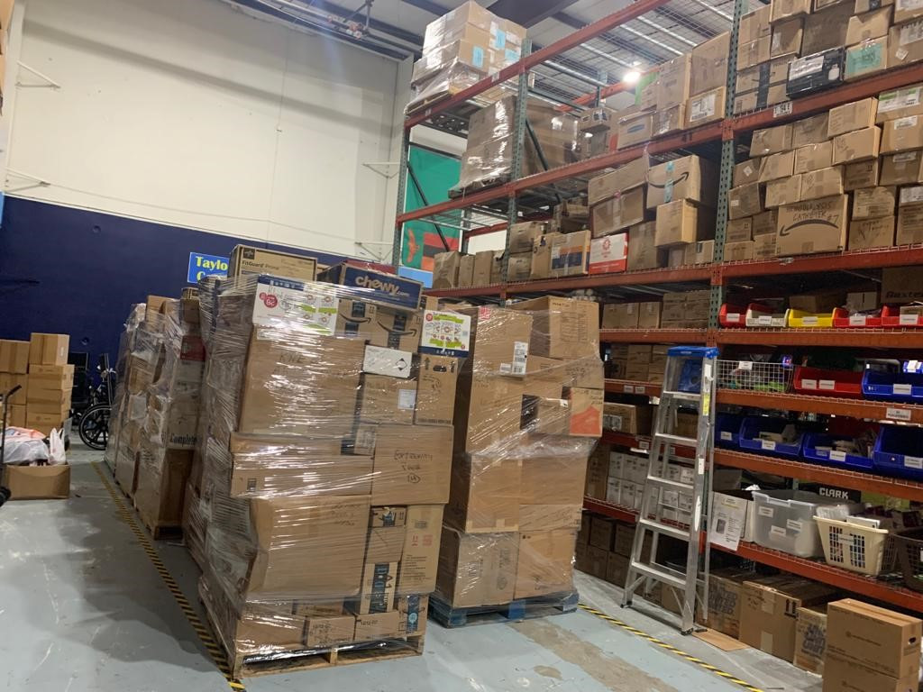 Photo by Amanda Ck of Anything Goes Moving - Large