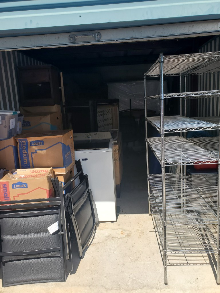 Photo by Robert Snow of Big League Movers - Large