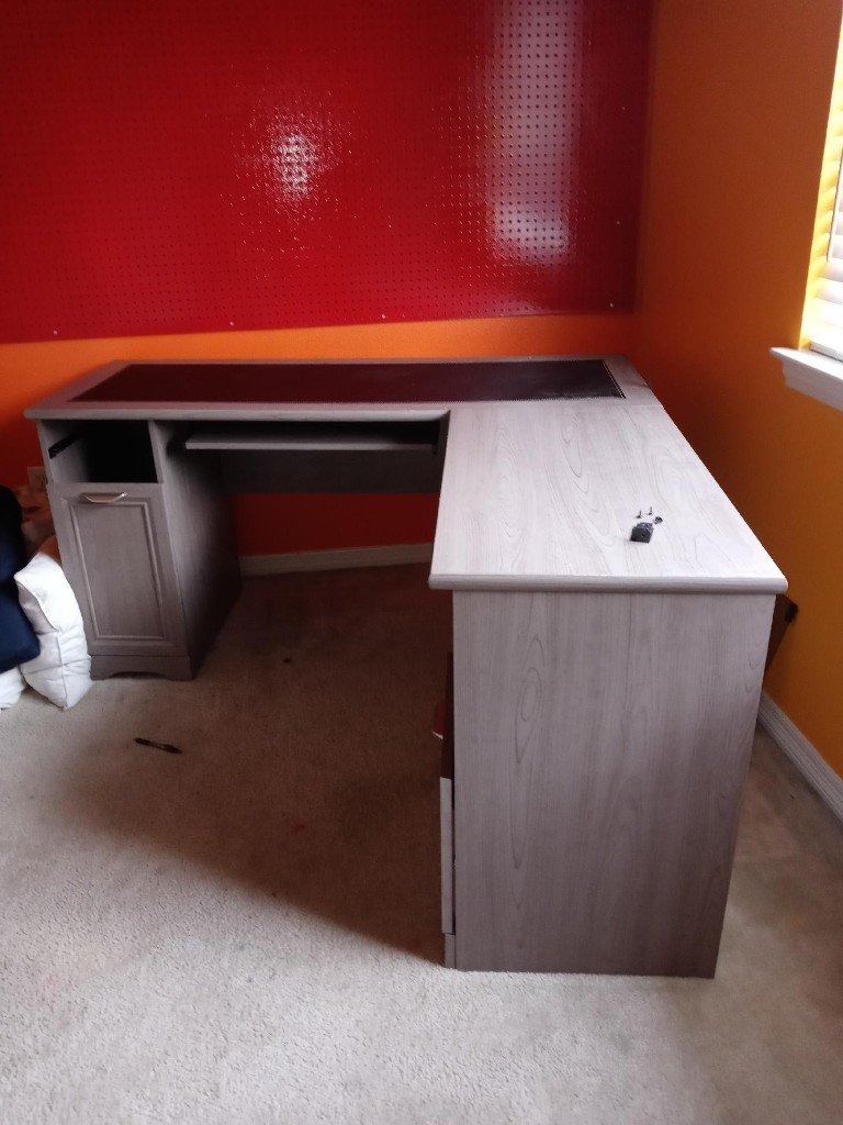 Second photo by Sandra Rodriguez of Samson Power Movers LLC - Large