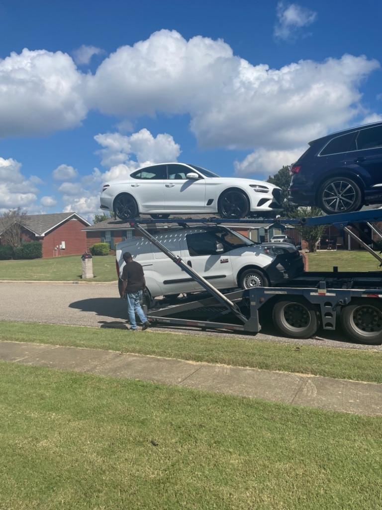 Photo by Marc Coy Rosser of Montway Auto Transport - Large
