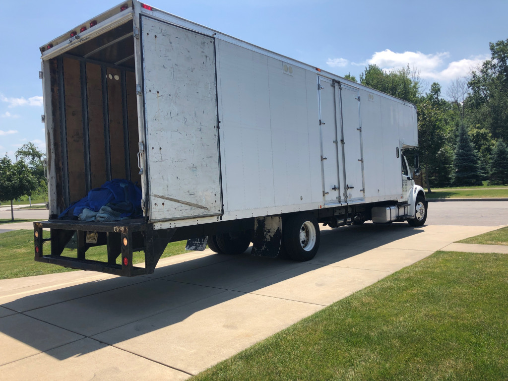 Photo by Dave Phillips of Mosley Van Lines - Large