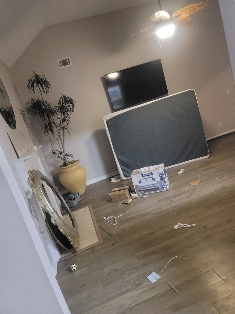 Photo by Robin Elizabeth Rowley of First National Van Lines - Large