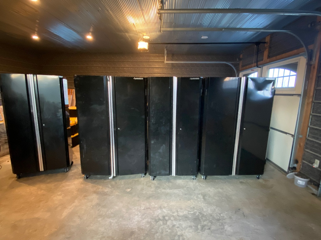 Second photo by Adrie Devries of Standard Van Lines - Large