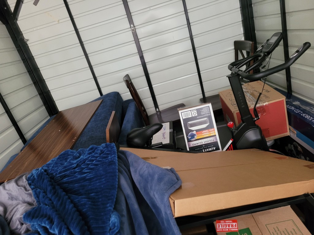 Second photo by Nequisha Adams of Simple Moving Labor - Large