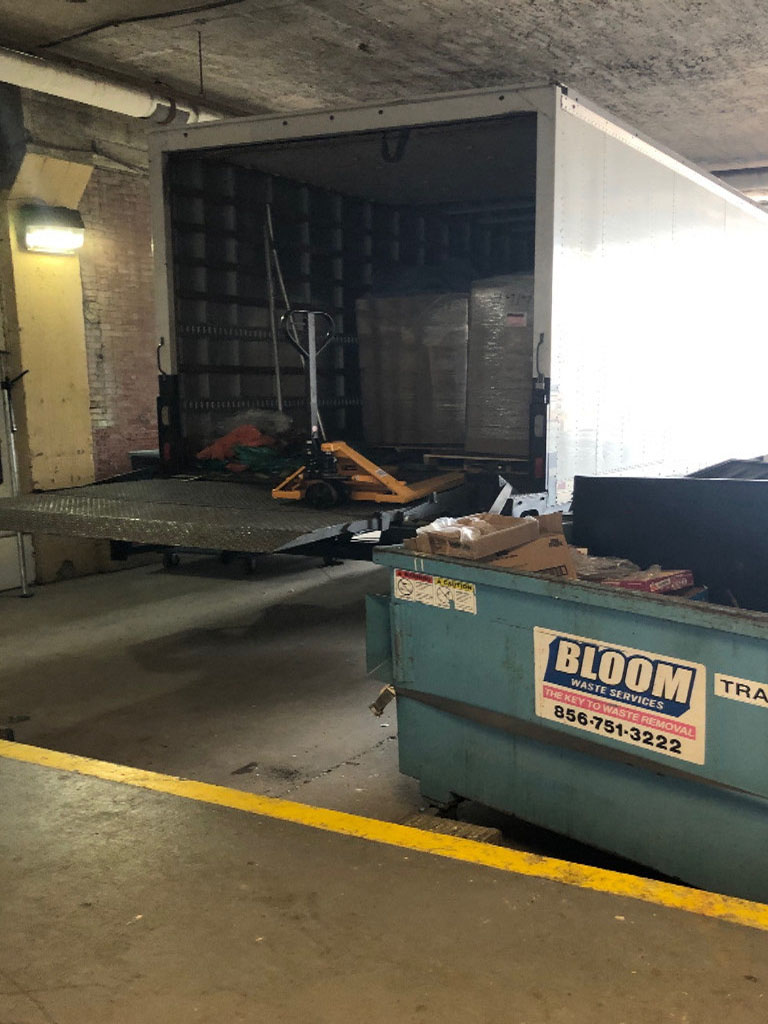 Photo by Taylor Baker of Bellhops - Large