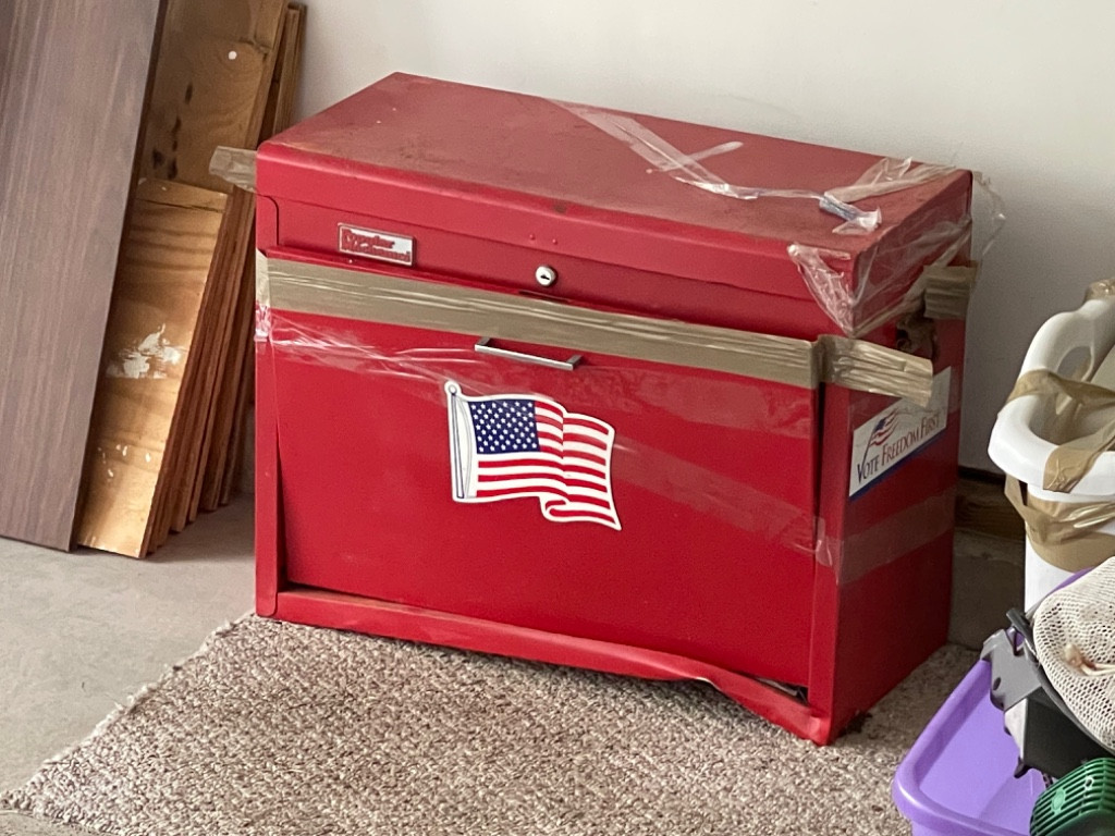 Photo by Mike Vanderlaan of SH Movers Inc - Large