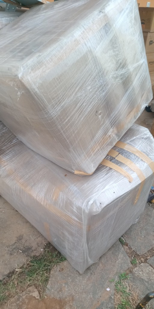 Second photo by Dev Dixit of Green Dart Packers and Movers - Large