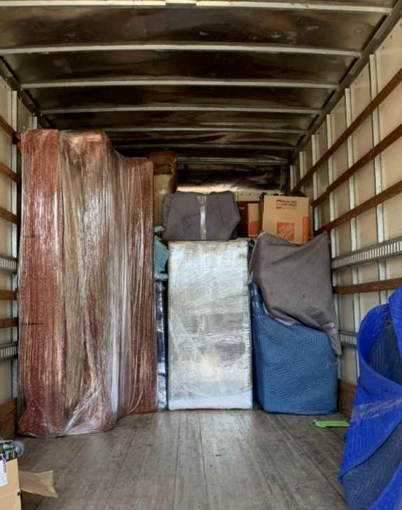 Photo by Agathe Gingras of Enterprise Moving - Large