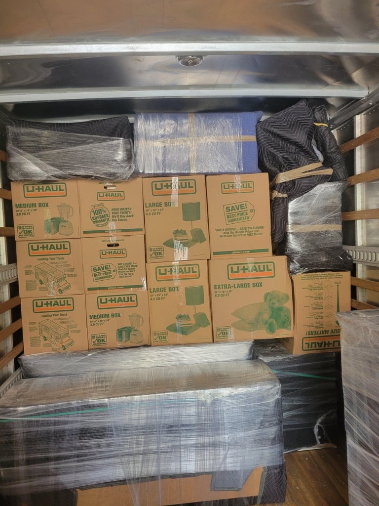 Second photo by Pamela Samson of Starline Vanlines LLC - Large