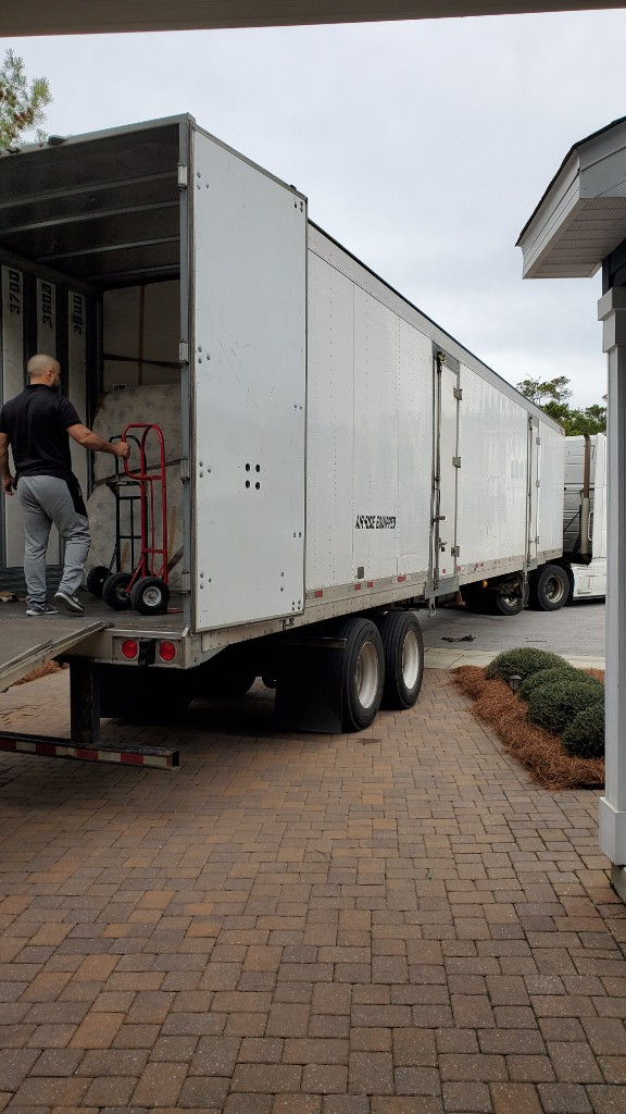 Photo by Steven Slone of American Relocation LLC - Large