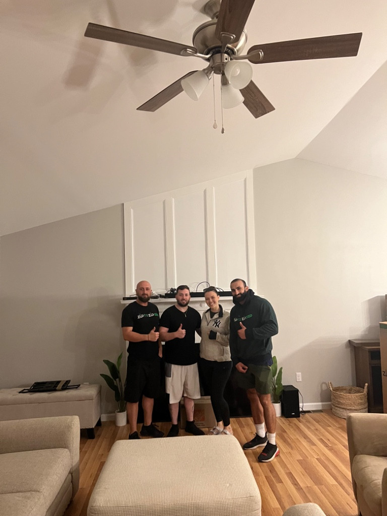 Photo by Kyle Bem of Zip To Zip Moving Inc - Large