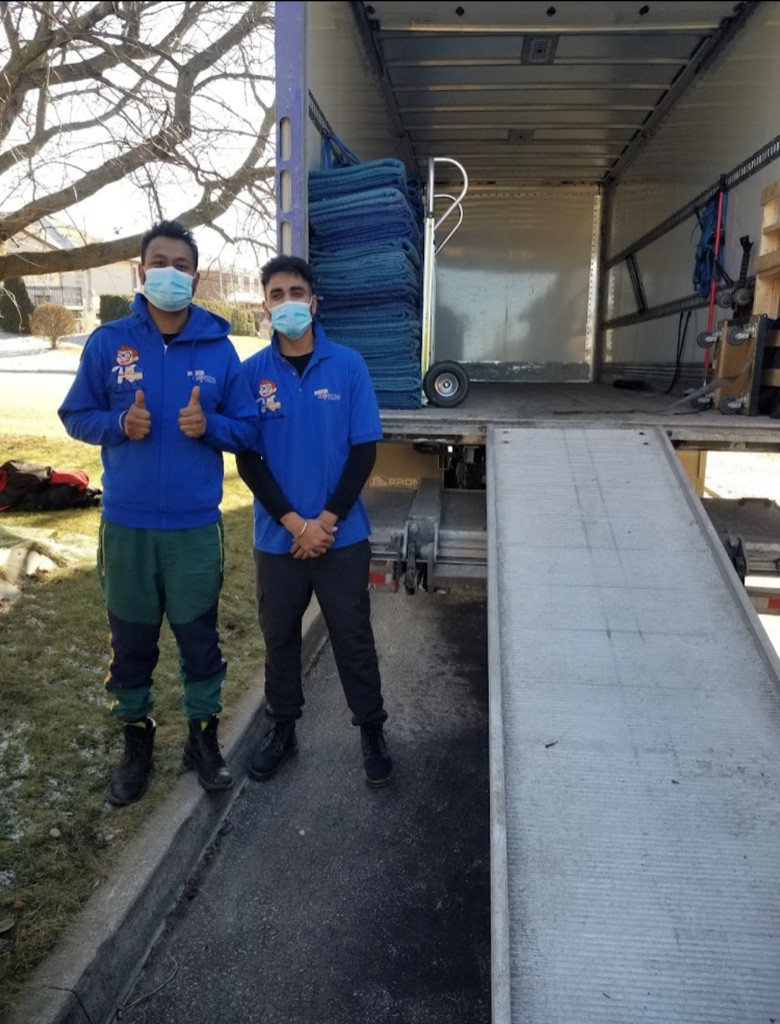 Photo by Jasmine Noor of Let's Get Moving - Large