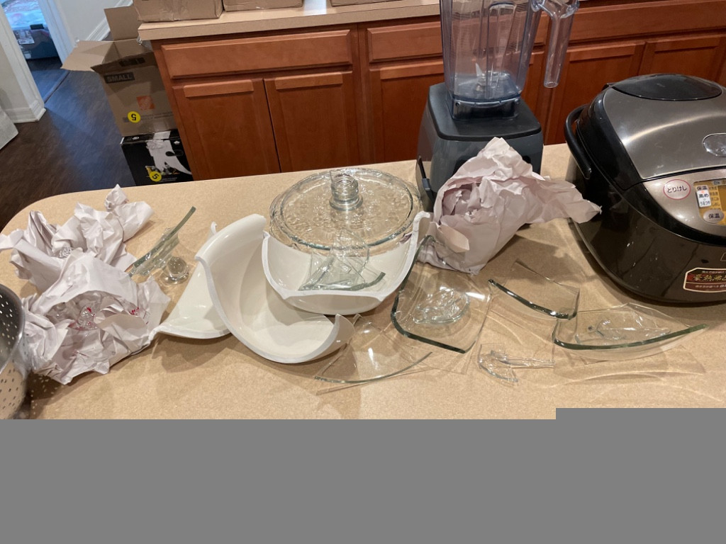 Second photo by Hidenori Tanimoto of Safe Ship Moving Services - Large