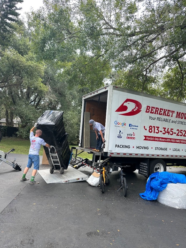 Photo by Jonson Anton of Bereket Moving and Storage - Large