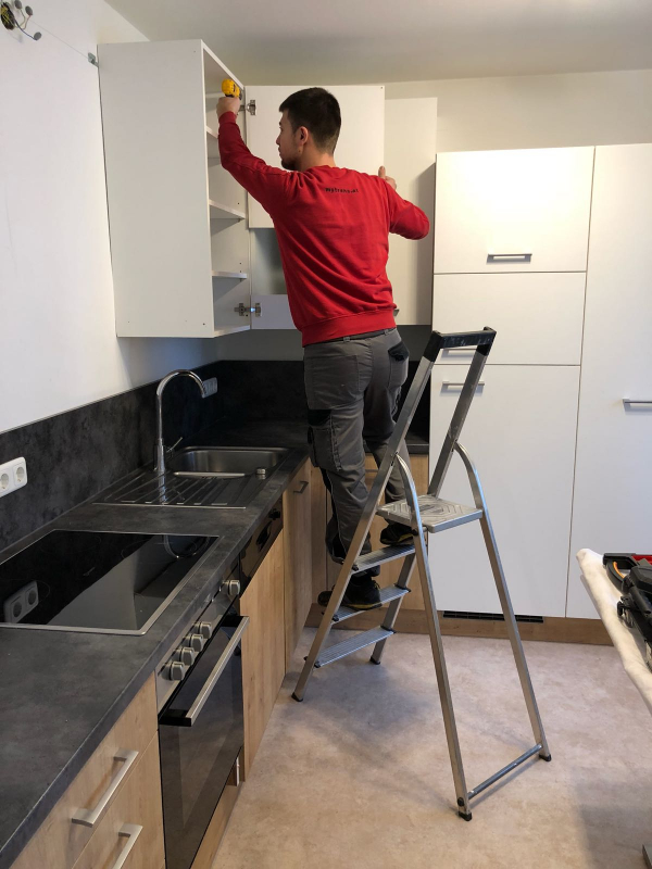 Second photo by Astrid  of Mytrans Umzug & Übersiedlung - Large