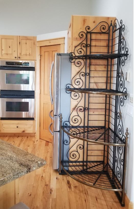 Photo by Vickie Ludlow of Plycon Van Lines - Large