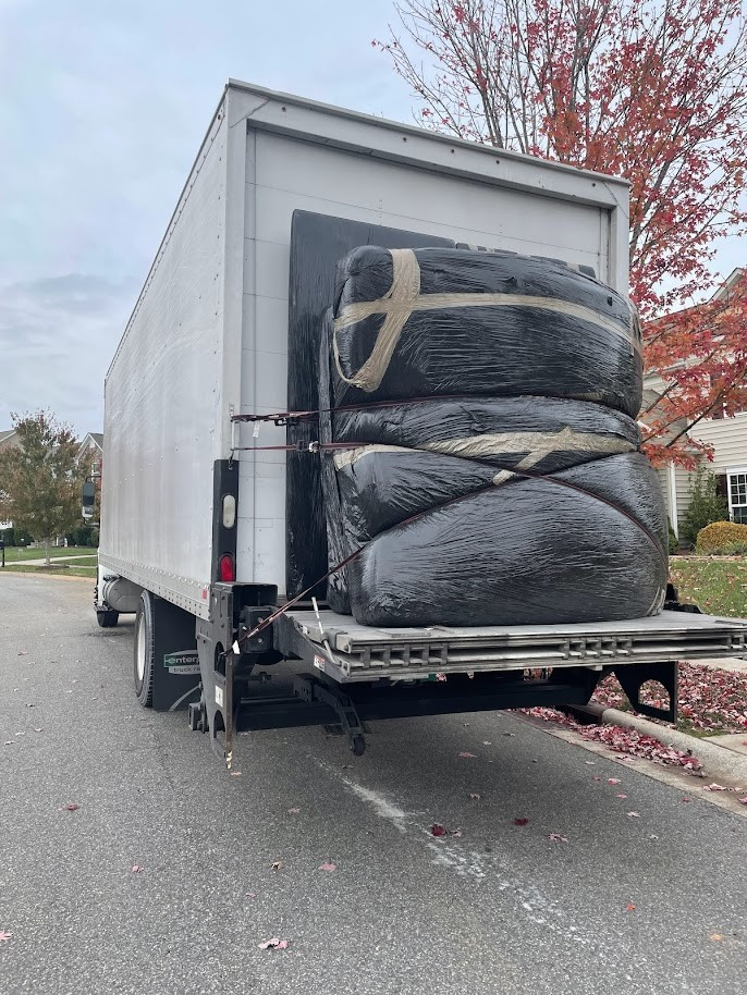 Photo by Njomza Hisa of American Long Distance Moving and Storage - Large